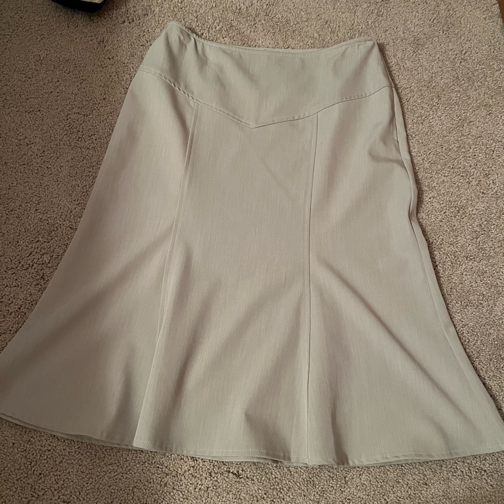 B.Moss size 4 tan a-line skirt